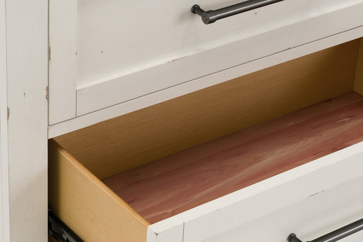 XXX's and OOO's 7-Drawer Dresser